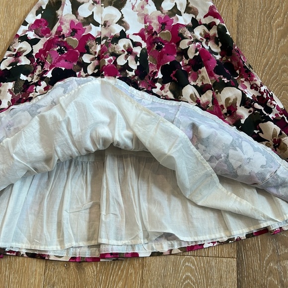 White House Black Market Flare Dress - Picture 6 of 11